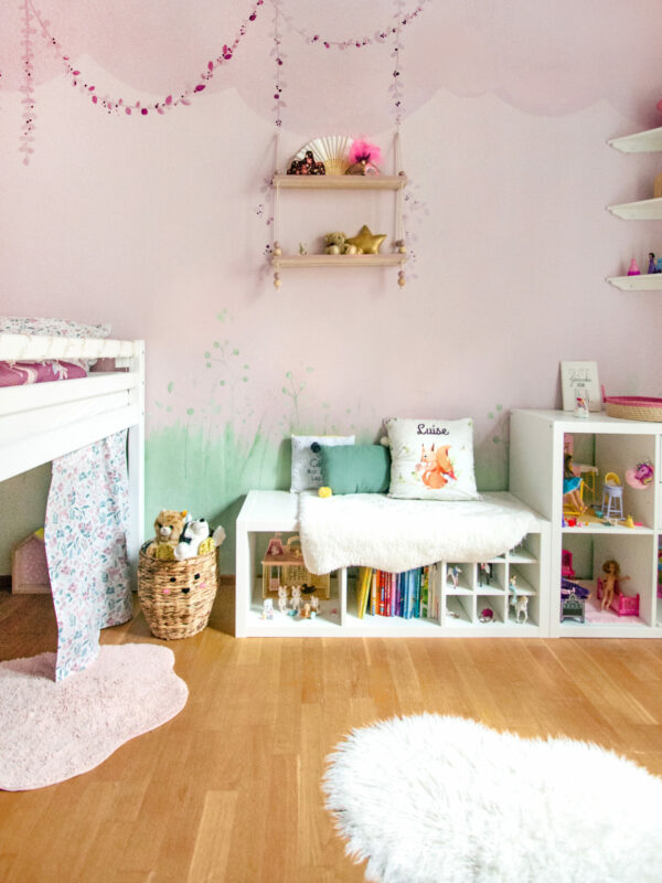 DIY forest glade in a children's room - from color concept to