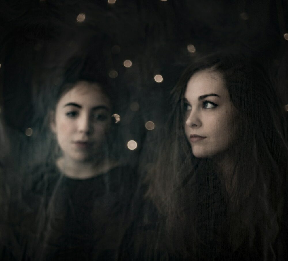 Ruth-Medjiber-SaintSister