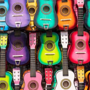 il colore influisce sul suono della chitarra